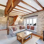 High Grove *